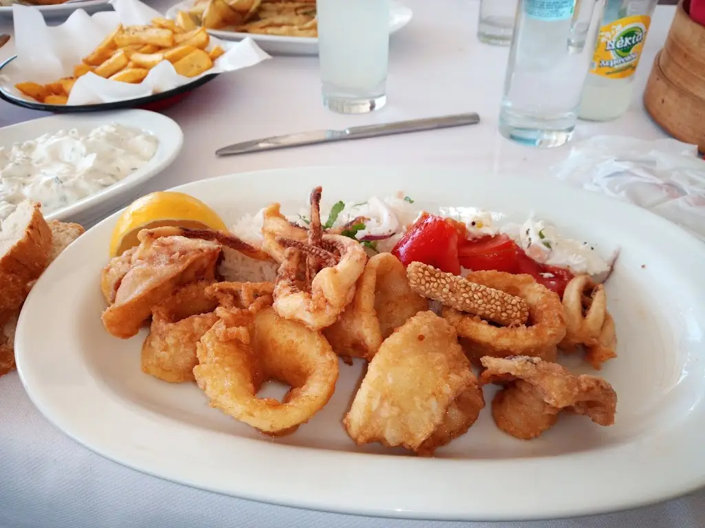 Menü_Καθ´οδόν_Paralía Ofryníou_Bild_9