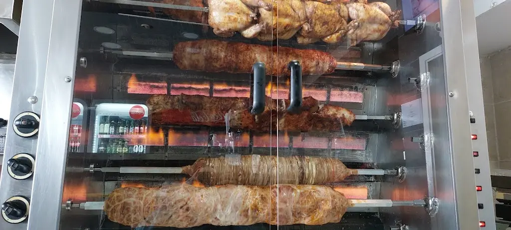 Kotopoulakia Restaurant in Paralía Ofryníou