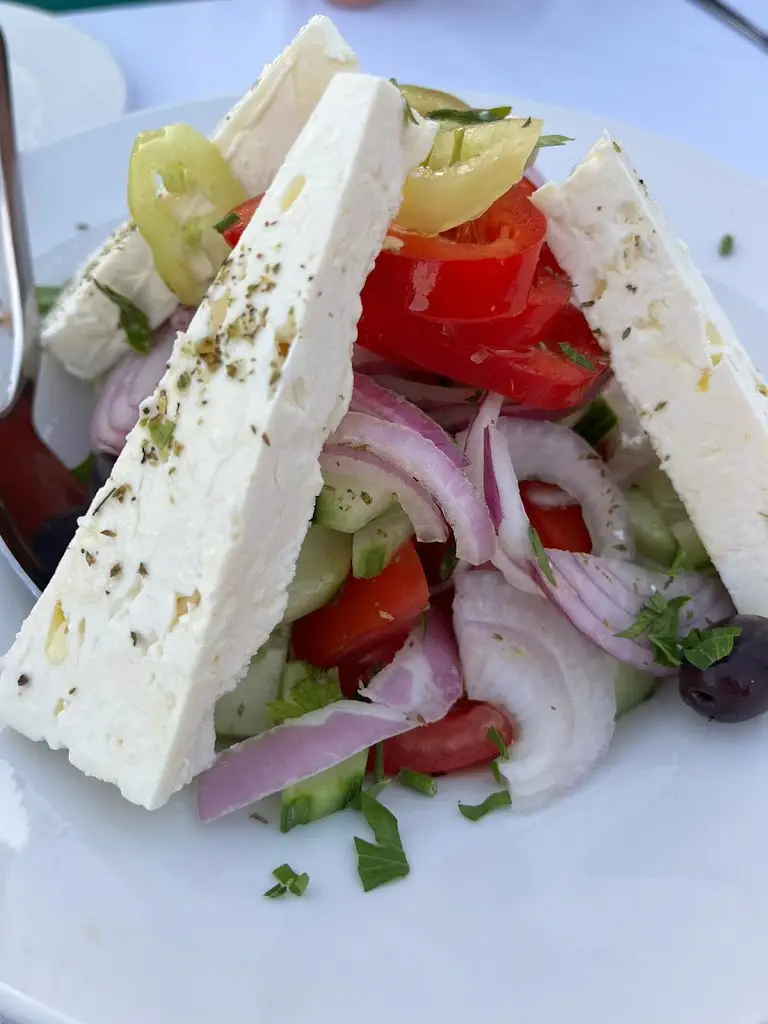 Menü_Meze meze_Paralía Ofryníou_Bild_3