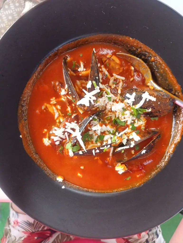 Menü_Meze meze_Paralía Ofryníou_Bild_9