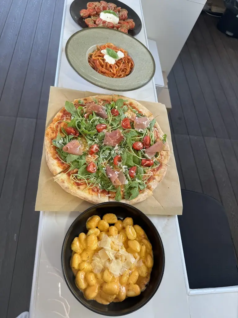 The D Brothers Paralia Ofryniou_Paralía Ofryníou_slider_image_2