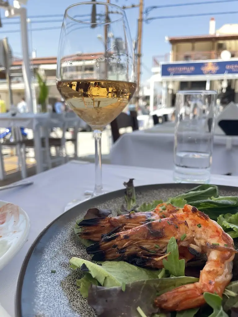 Giota Marm_OCTOPUS Seafood Tavern_Paralía Ofryníou_Bewertung