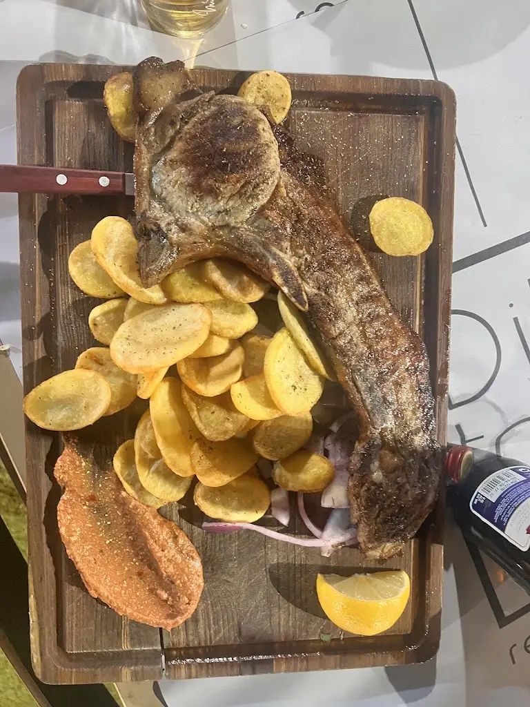 Evgenia Zaneva_Diktamo Restaurant_Paralía Ofryníou_review