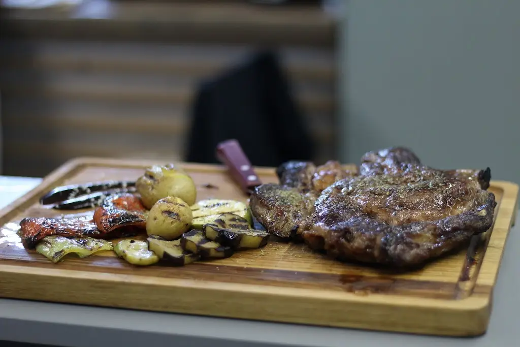 Diktamo Restaurant_Paralía Ofryníou_slider_image_2