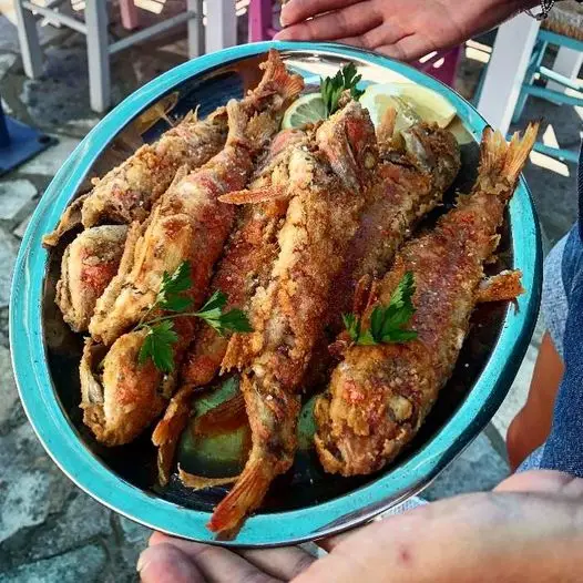 Σπιτάλια_Psara_slider_image_1