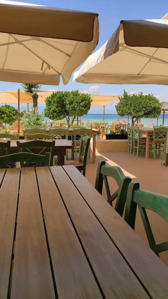 TERPSICHORI Restaurant_Prínos_slider_image_1