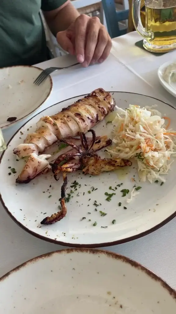 Sti Sesoula Restaurant (Skala Prinos)_Prínos_slider_image_2