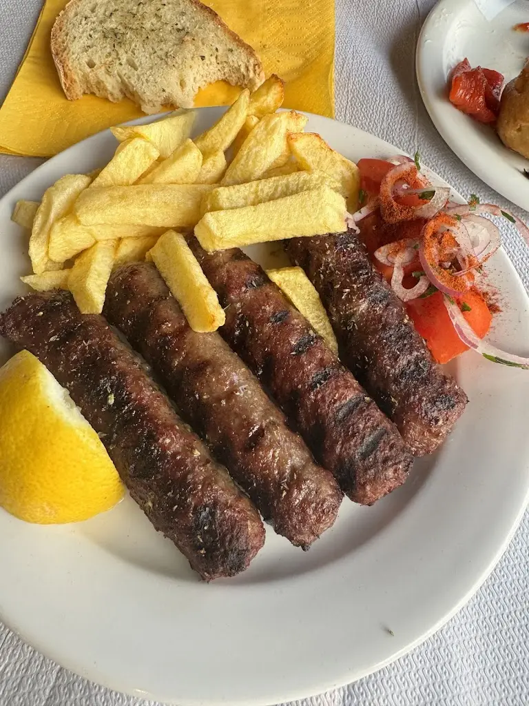 O Vasilis_Prínos_slider_image_3