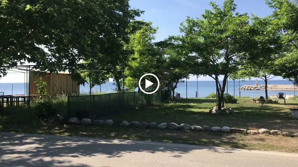 Maia_Samothráki_slider_image_3