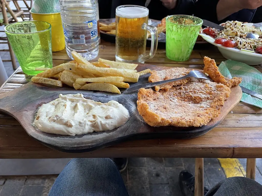 Demetres Stordopoulos_Orgy Hungarian Restaurant_Irákleio_Bewertung