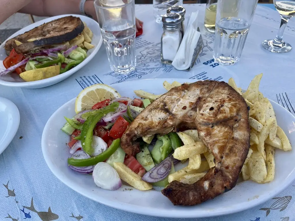 Argo Restaurant_Samos_slider_image_3