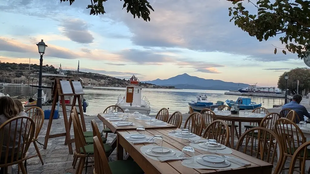 MERMIZELI_Samos_slider_image_2