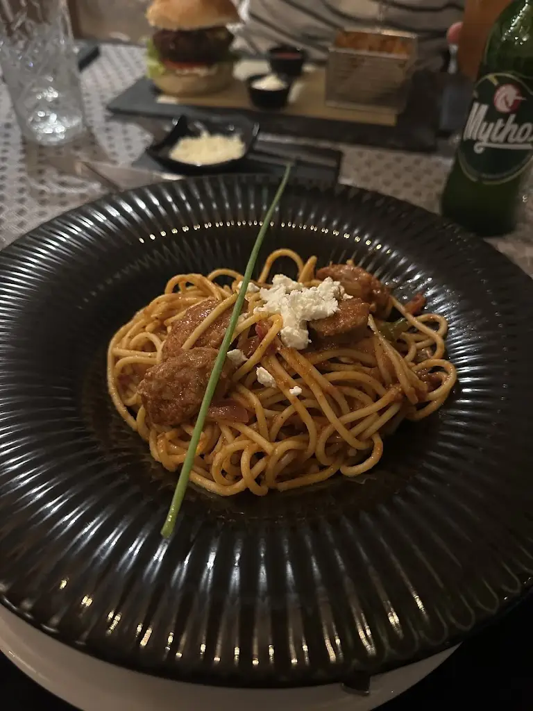 Menu_Knife & Fork Restaurant_Samos_imagen_7