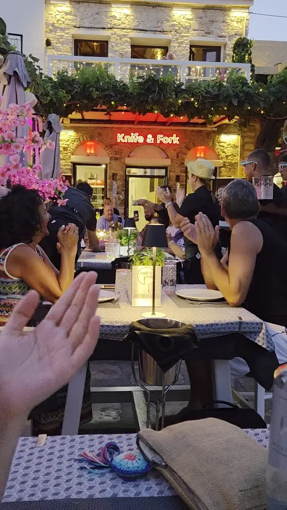 Knife & Fork Restaurant_Samos_slider_image_2