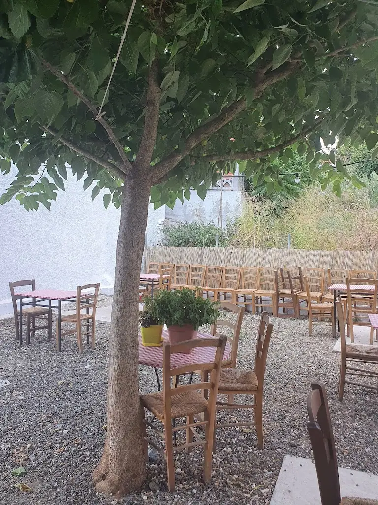 Ούτσιος _Souflí_slider_image_2