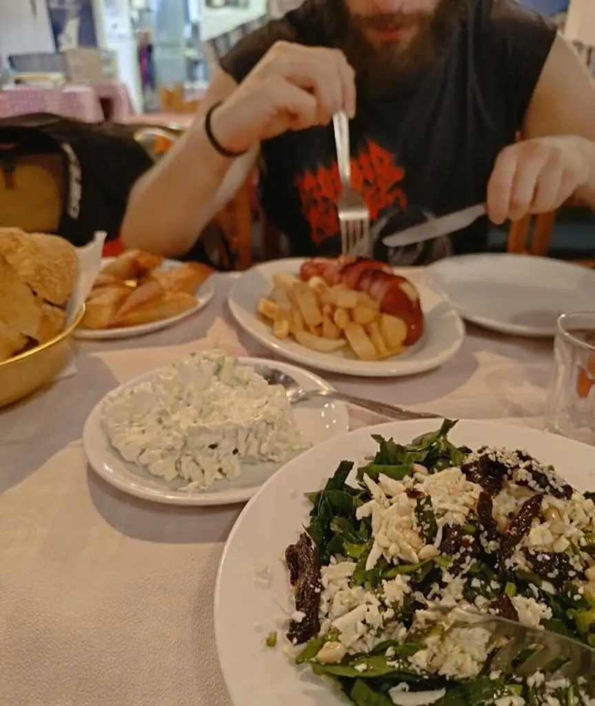 Emmanuel's Personal_To Kelari tou Gatou_Kaisarianí_Bewertung