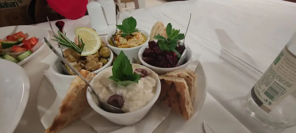 Menü_ΤΟ ΜΕΣΟΧΩΡΙ - ΟΥΤΣΙΟΣ ΓΕΩΡΓΙΟΣ_Souflí_Bild_5