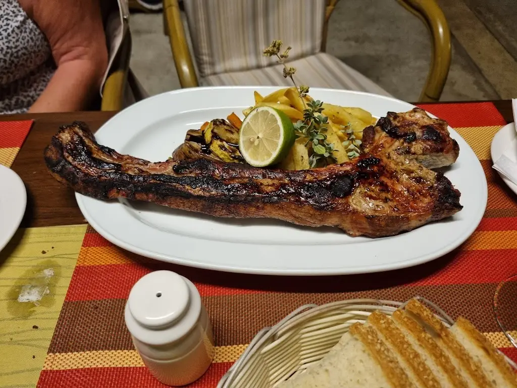 Menü_ΤΟ ΜΕΣΟΧΩΡΙ - ΟΥΤΣΙΟΣ ΓΕΩΡΓΙΟΣ_Souflí_Bild_8