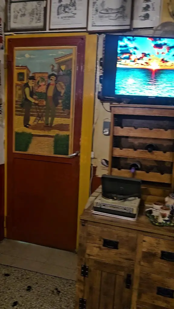 O Tsobanakos_Kaisarianí_slider_image_2