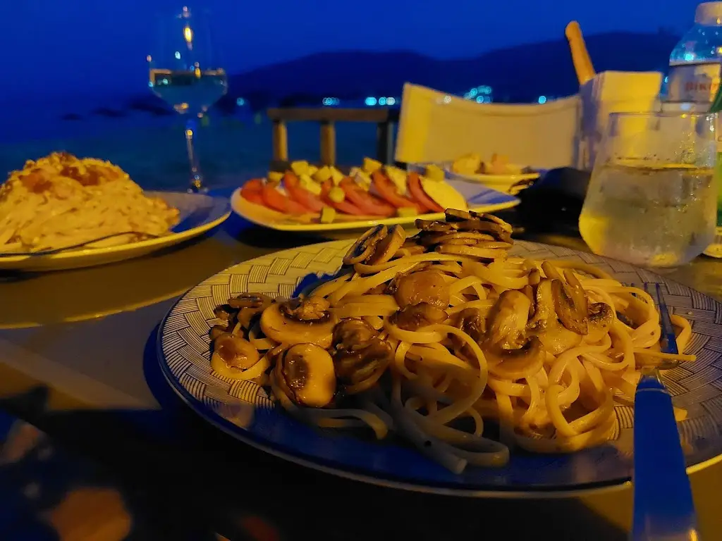 Menü_Helona Bistro Bar_Xiropótamos_Bild_1