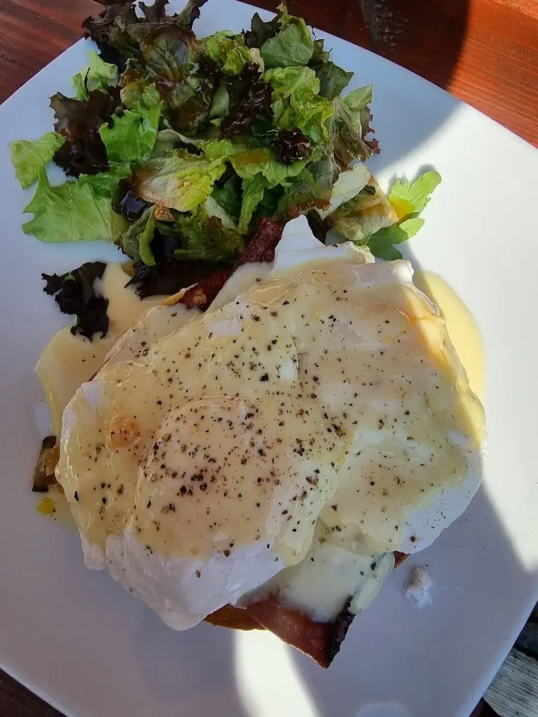 Petar Horozov_Helona Bistro Bar_Xiropótamos_Bewertung