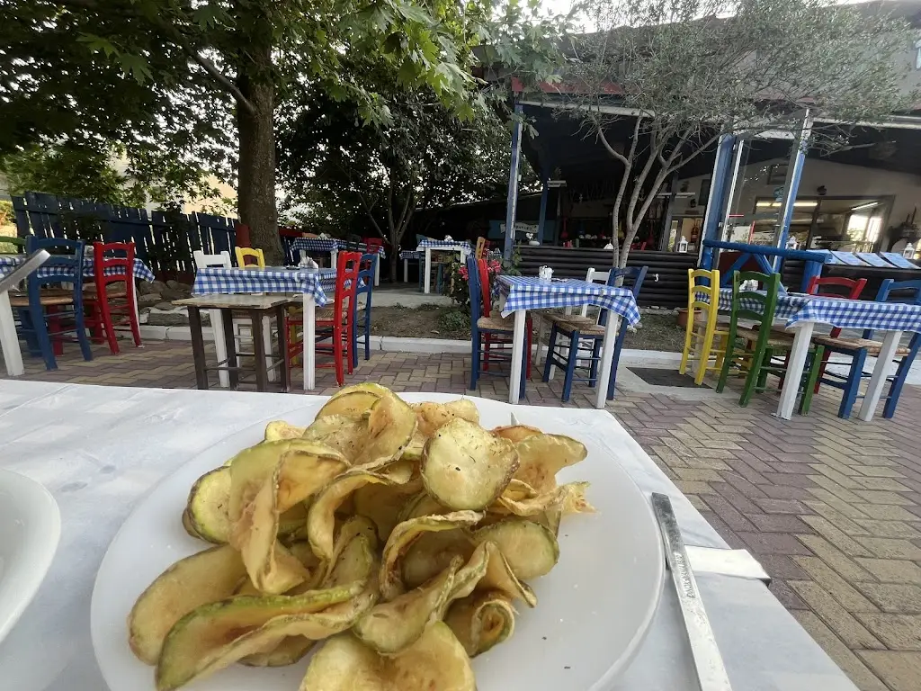 Elena Ivanova_Peiratiko_Xiropótamos_review