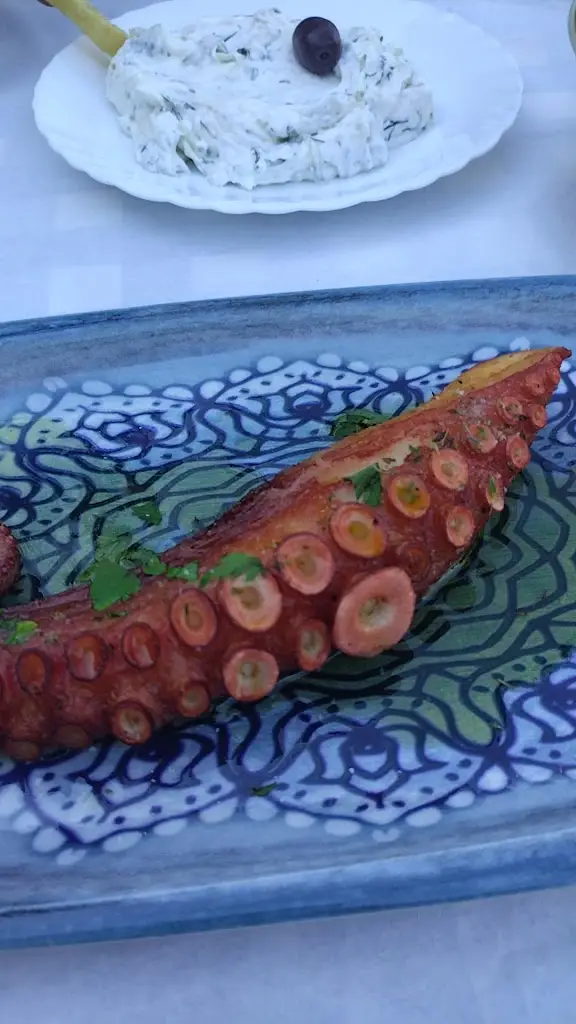 Peiratiko_Xiropótamos_slider_image_2