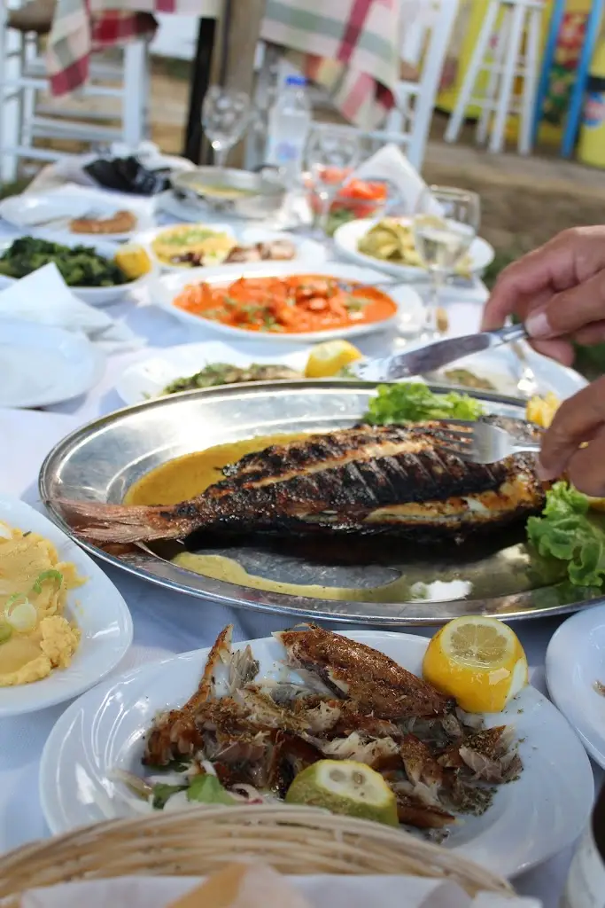 Menü_Ble Akrogiali Beach bar & Restaurant_Xiropótamos_Bild_5