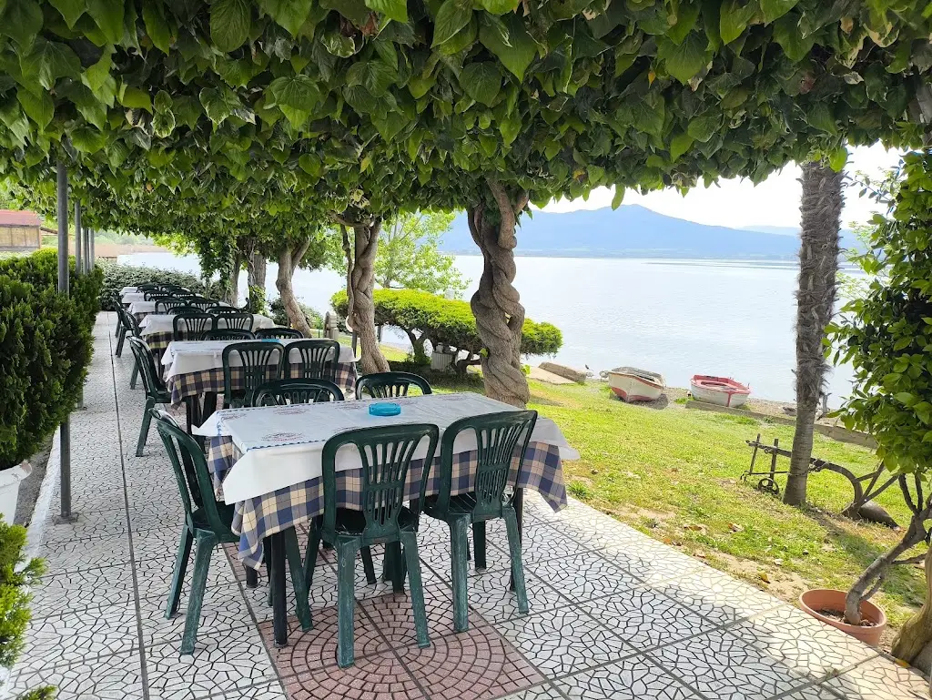 Skála_Xiropótamos_slider_image_1