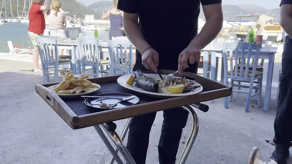 George's Restaurant_Kálamos_slider_image_2