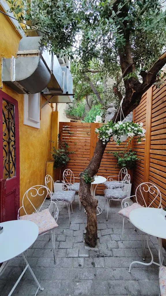 Любомир Радев_Τυφλόμυγα_Xánthi_Bewertung