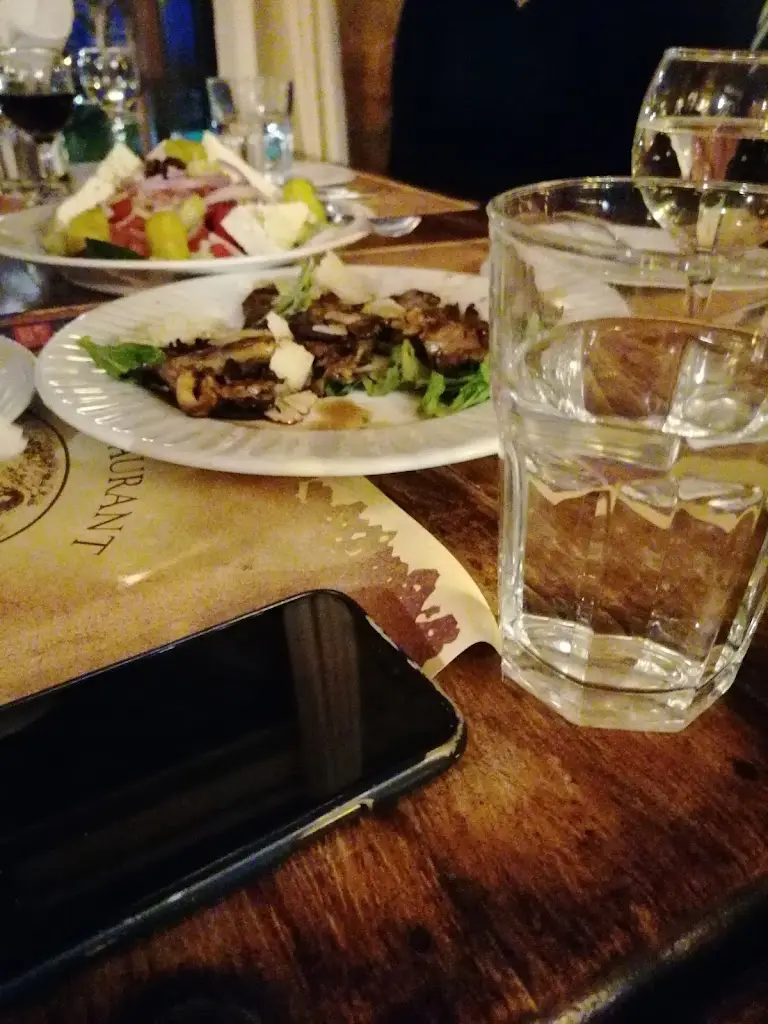 Menü_Arnemoúsi_Iasmos_Bild_8