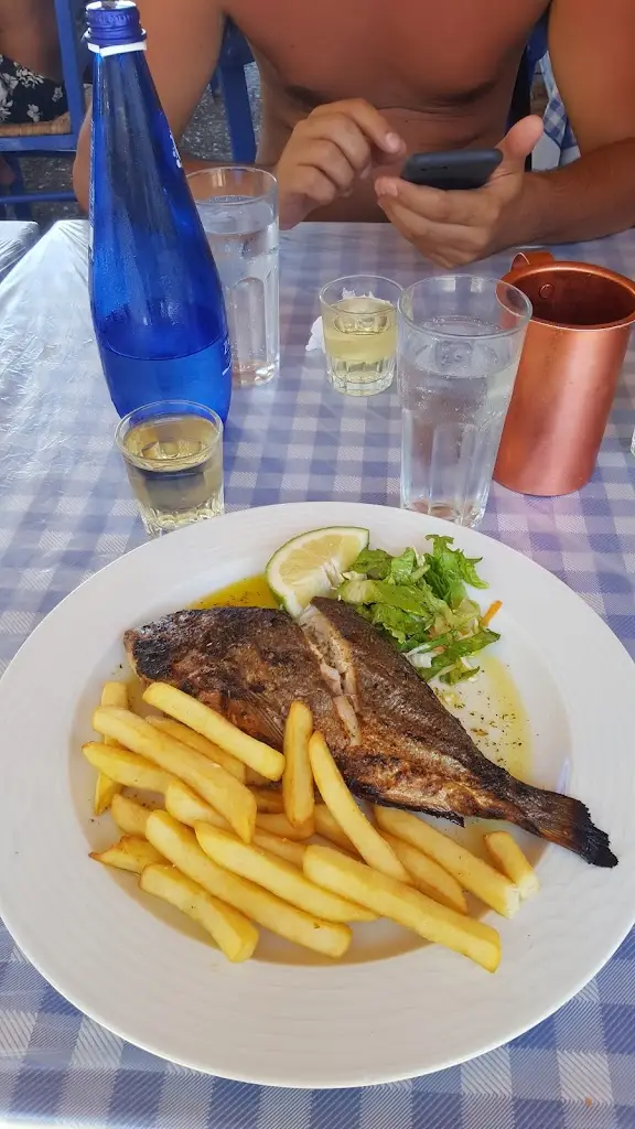 Menü_Porto Kalamos Food And Drink_Kálamos_Bild_2