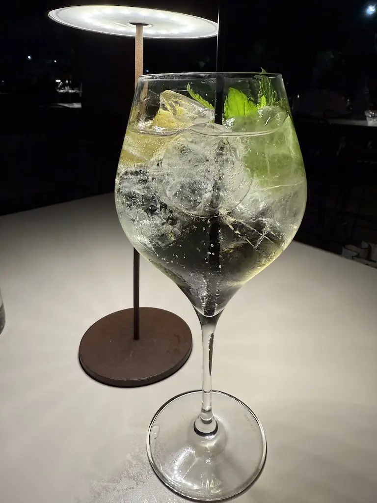 Elena Janku_Mavadda Gastro-Bar_Doxato_Bewertung