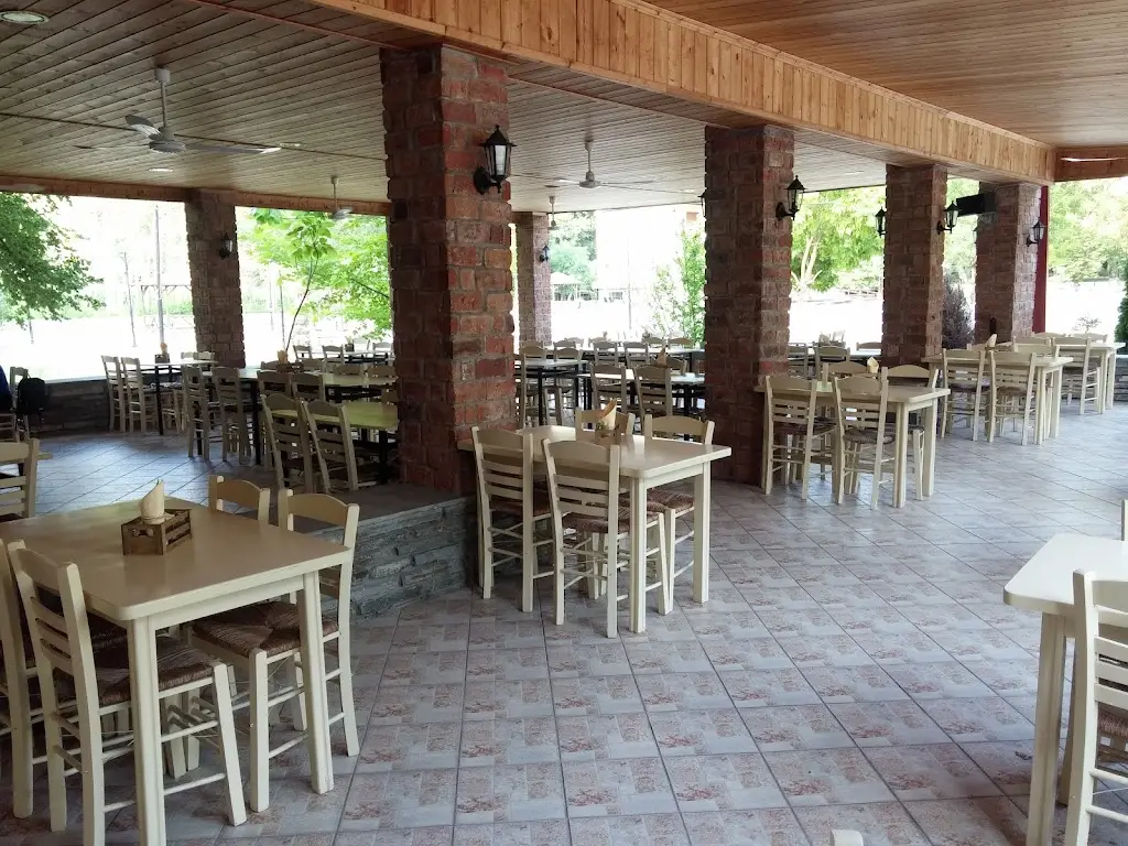 Taverna Alekos_Doxato_slider_image_1