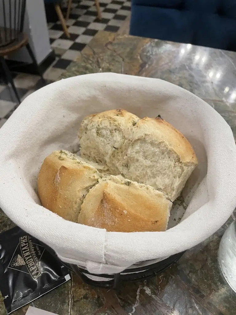 Menu_Karbouniárēs_Drama_image_7