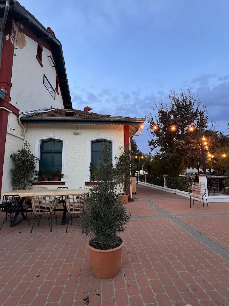 eleni likartsi_Karbouniárēs_Drama_review