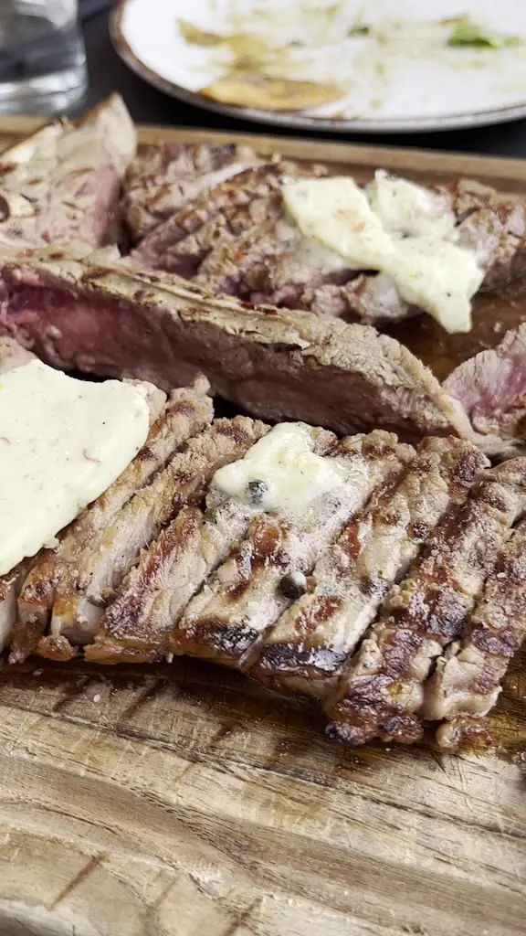 Karbouniárēs_Drama_slider_image_2