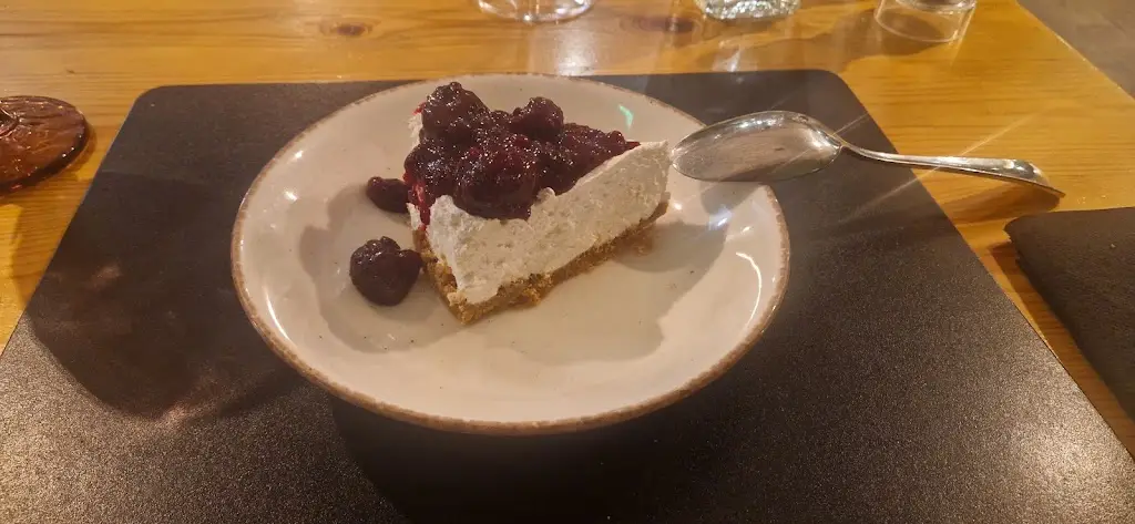 Dean Kakouros_Fileto meat restaurant_Drama_Bewertung