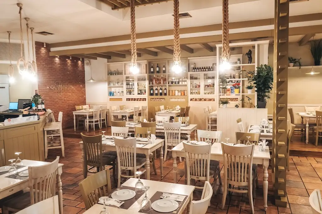 Ellinikon Gefsipoleion Restaurant in Drama