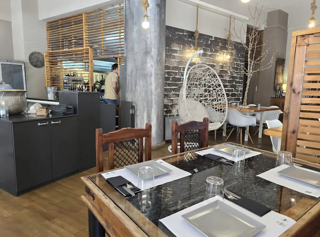 Magda A._Εντράδες - entrades_Drama_Bewertung