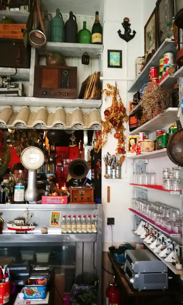 athena micropoulou_Ταβέρνα Μακεδονία_Kapandríti_review