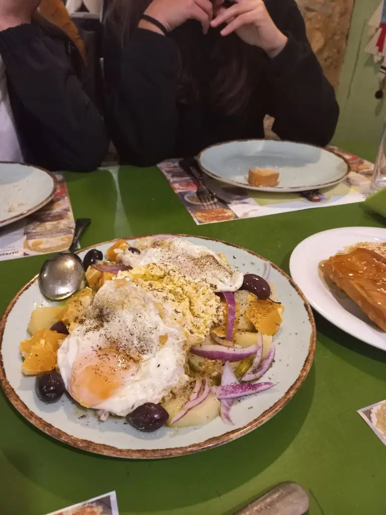 Menü_To Mavromichaleiko_Rhodope_Bild_8