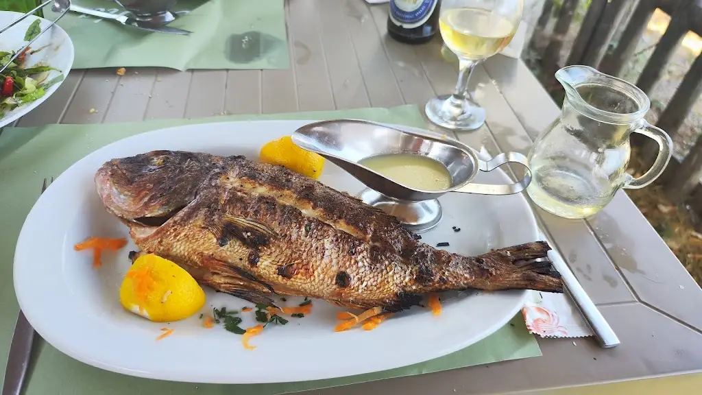 Menu_Υδρία - Ψαροταβέρνα Cafe_Maroneia-Sapes_image_8