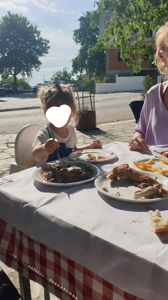 Menü_Ταβέρνα η Λόλα_Maroneia-Sapes_Bild_5