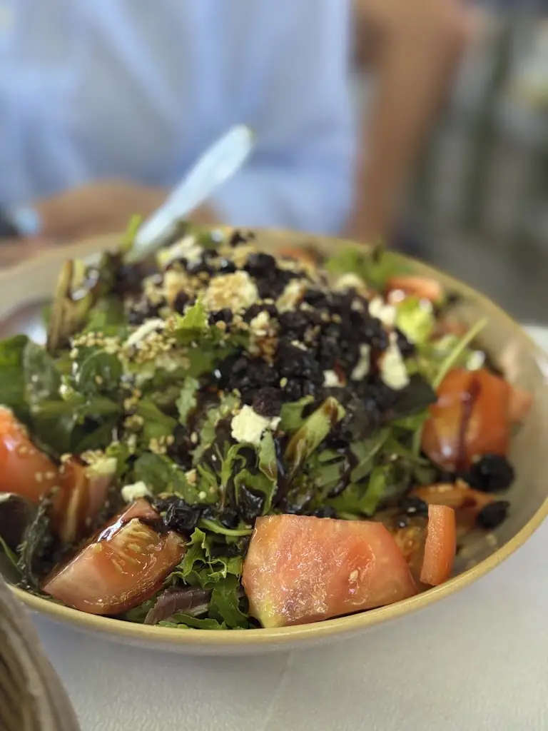 Mihnea Trusca_Ταβέρνα η Λόλα_Maroneia-Sapes_Bewertung