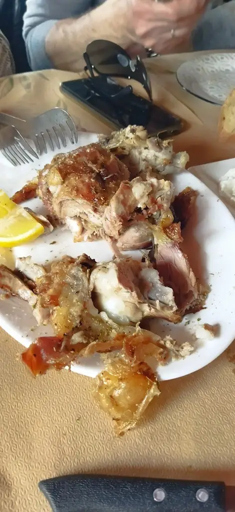 Katia Klim_Ταβέρνα ο μπαμπης_Maroneia-Sapes_Bewertung