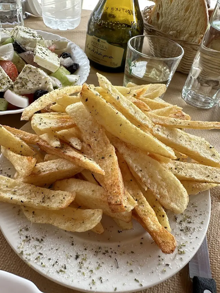 Selçuk Yılmaz_Ταβέρνα ο μπαμπης_Maroneia-Sapes_Bewertung