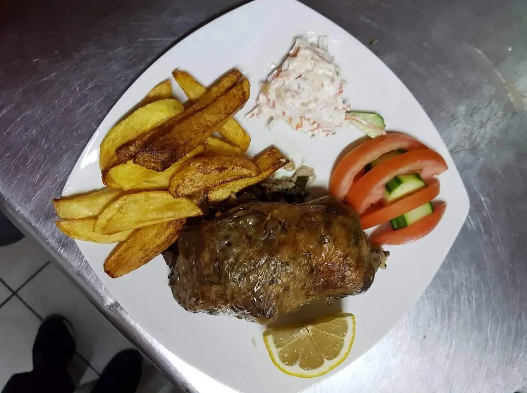 Menu_Krovili_Maroneia-Sapes_image_4