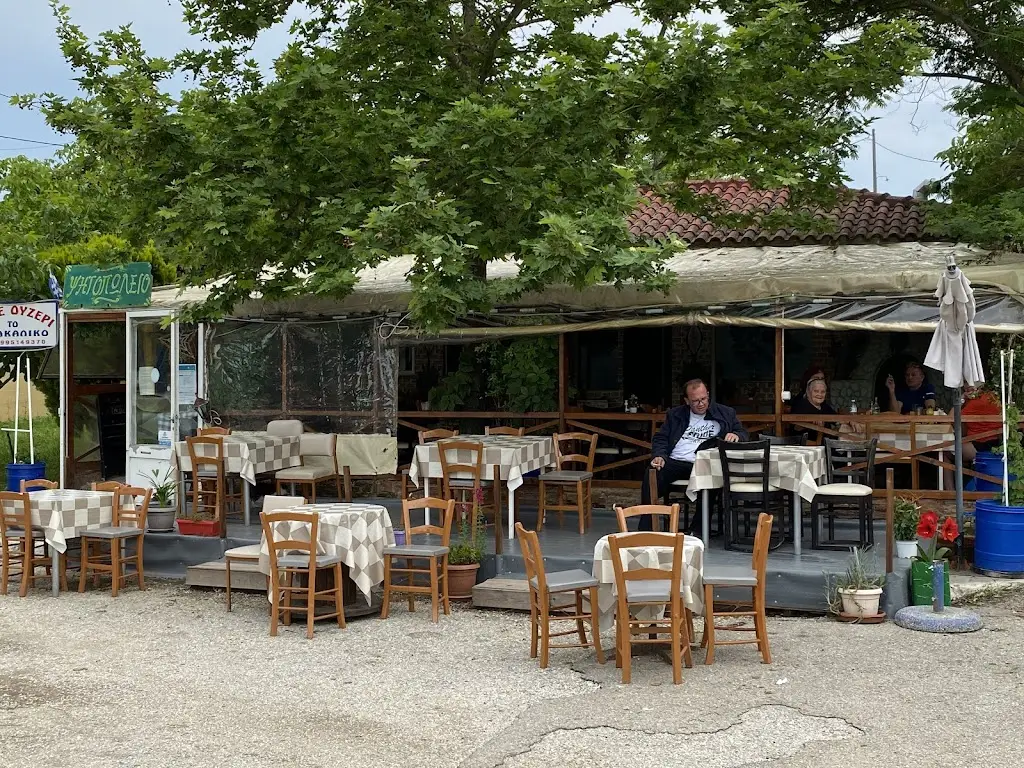 Krovili Restaurant in Maroneia-Sapes